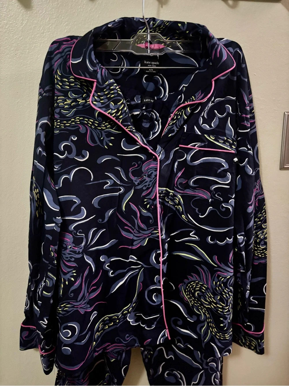 Kate Spade New York “Dragon Print” 2 Piece Pajama Set. Women’s size Medium.